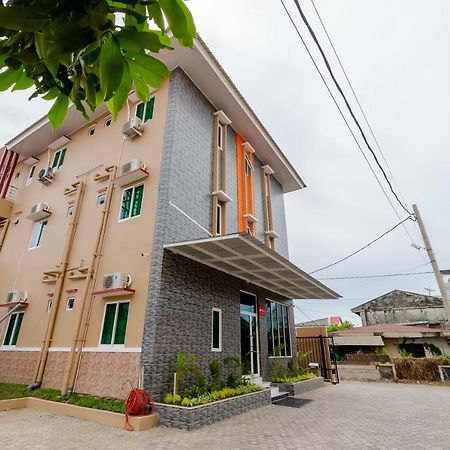 Reddoorz Syariah @ Panglima Polem Aceh Hotel Banda Aceh Exterior photo